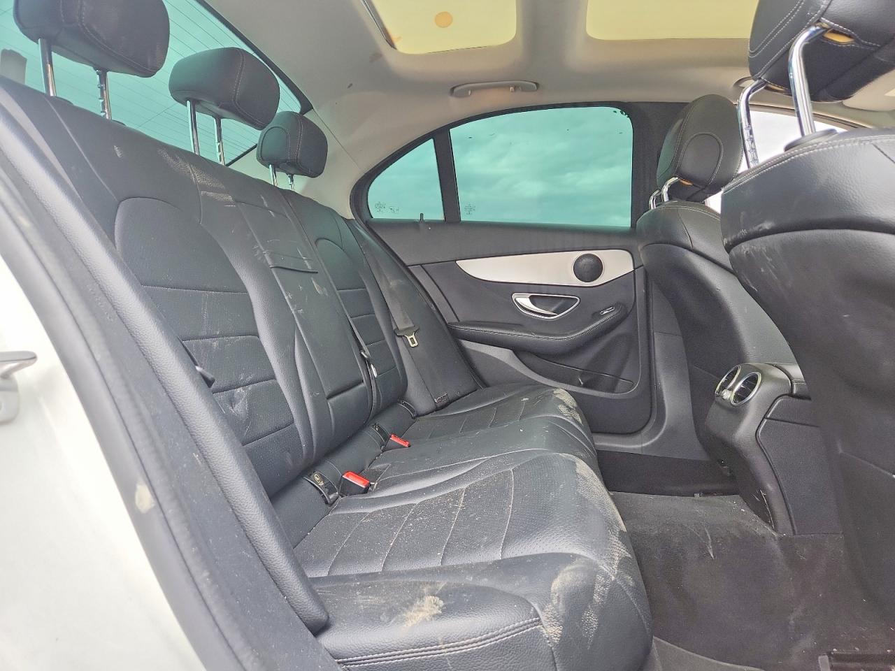 Mercedes-Benz C-Class 300