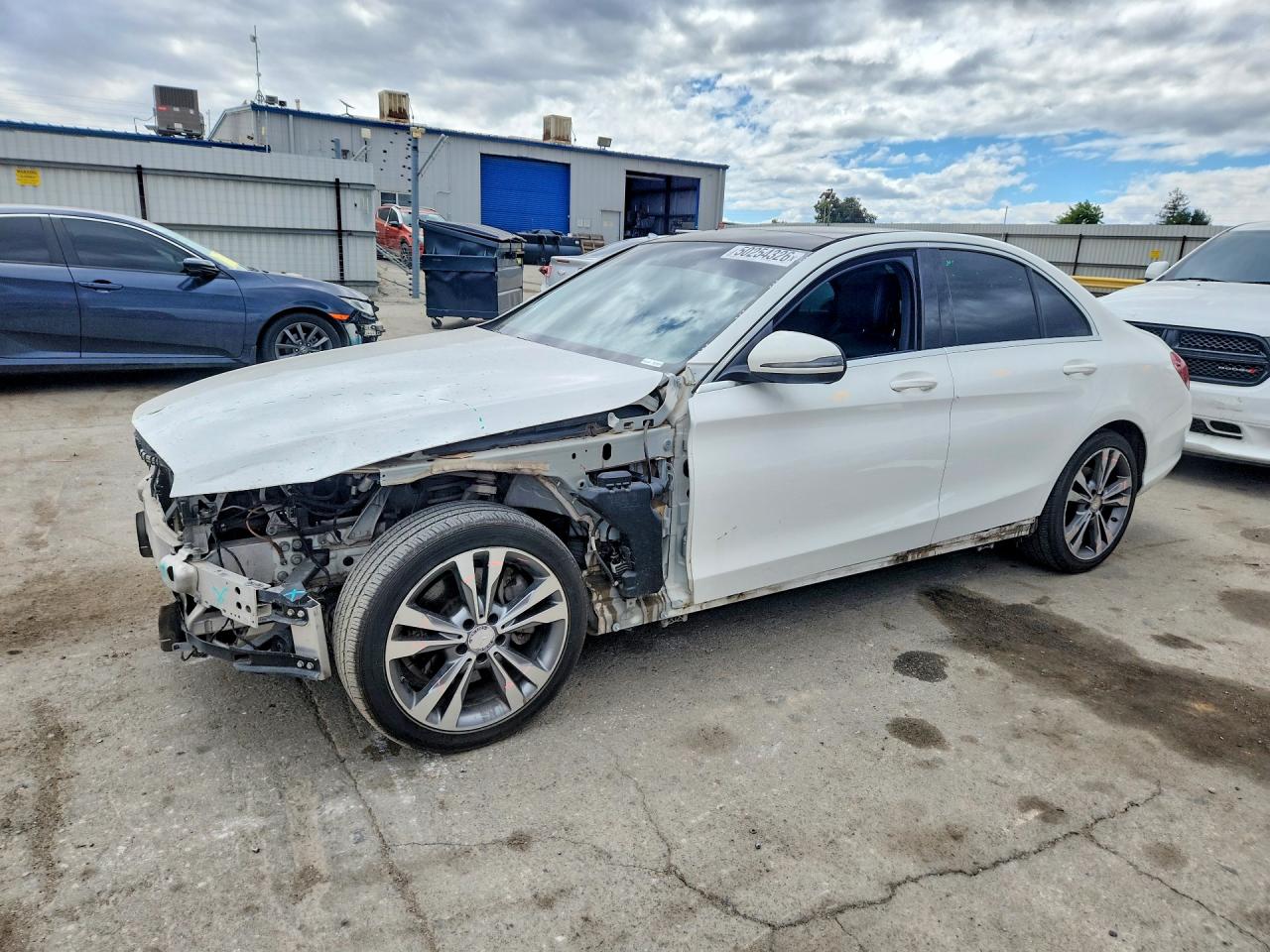 Salvage Mercedes-Benz C-Class Image