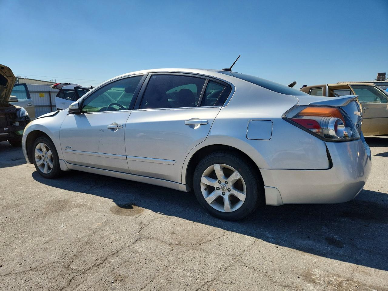 Nissan Altima Base
