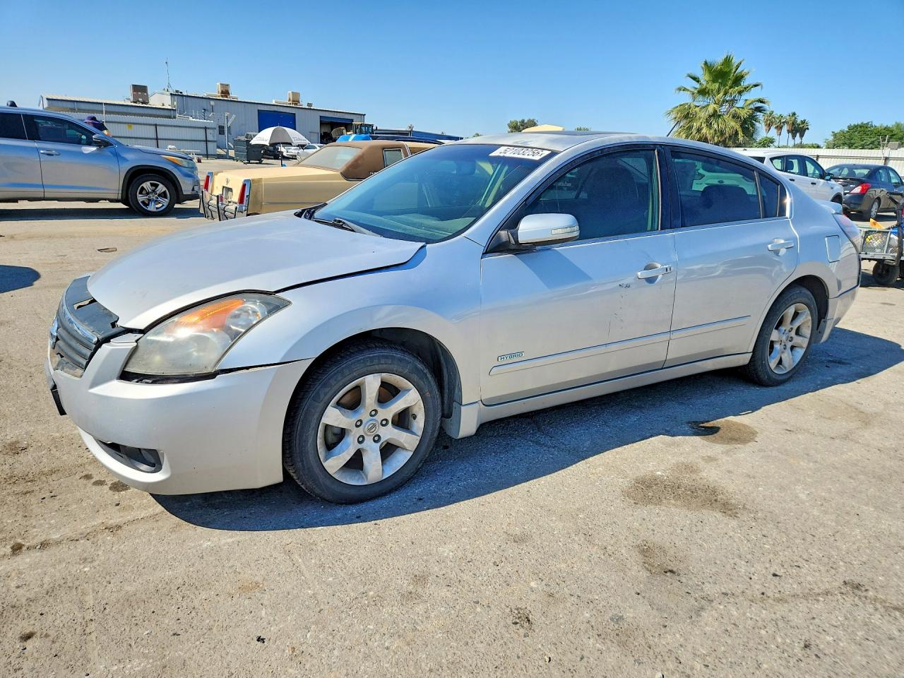 Salvage Nissan Altima Image