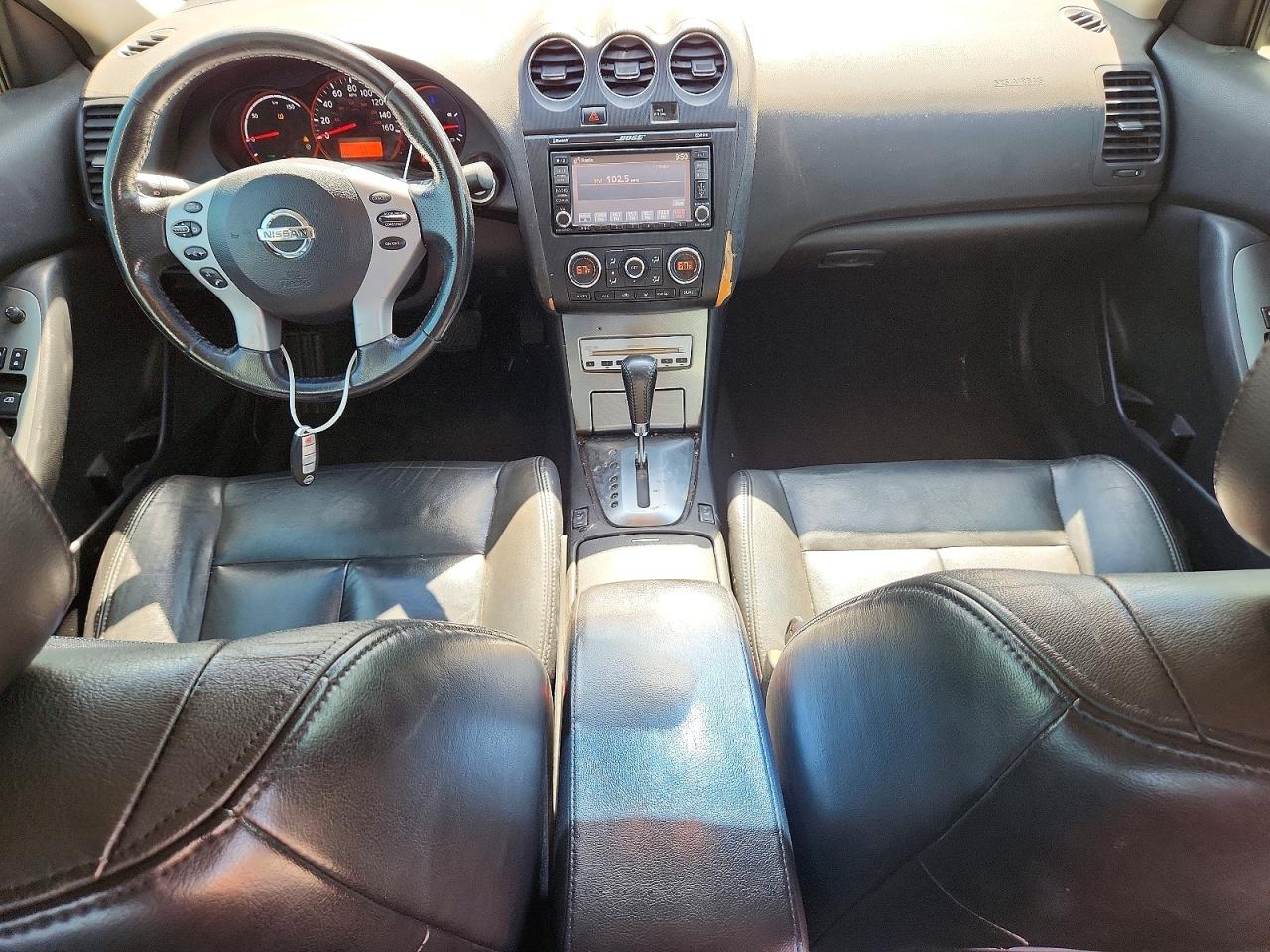 Nissan Altima Base
