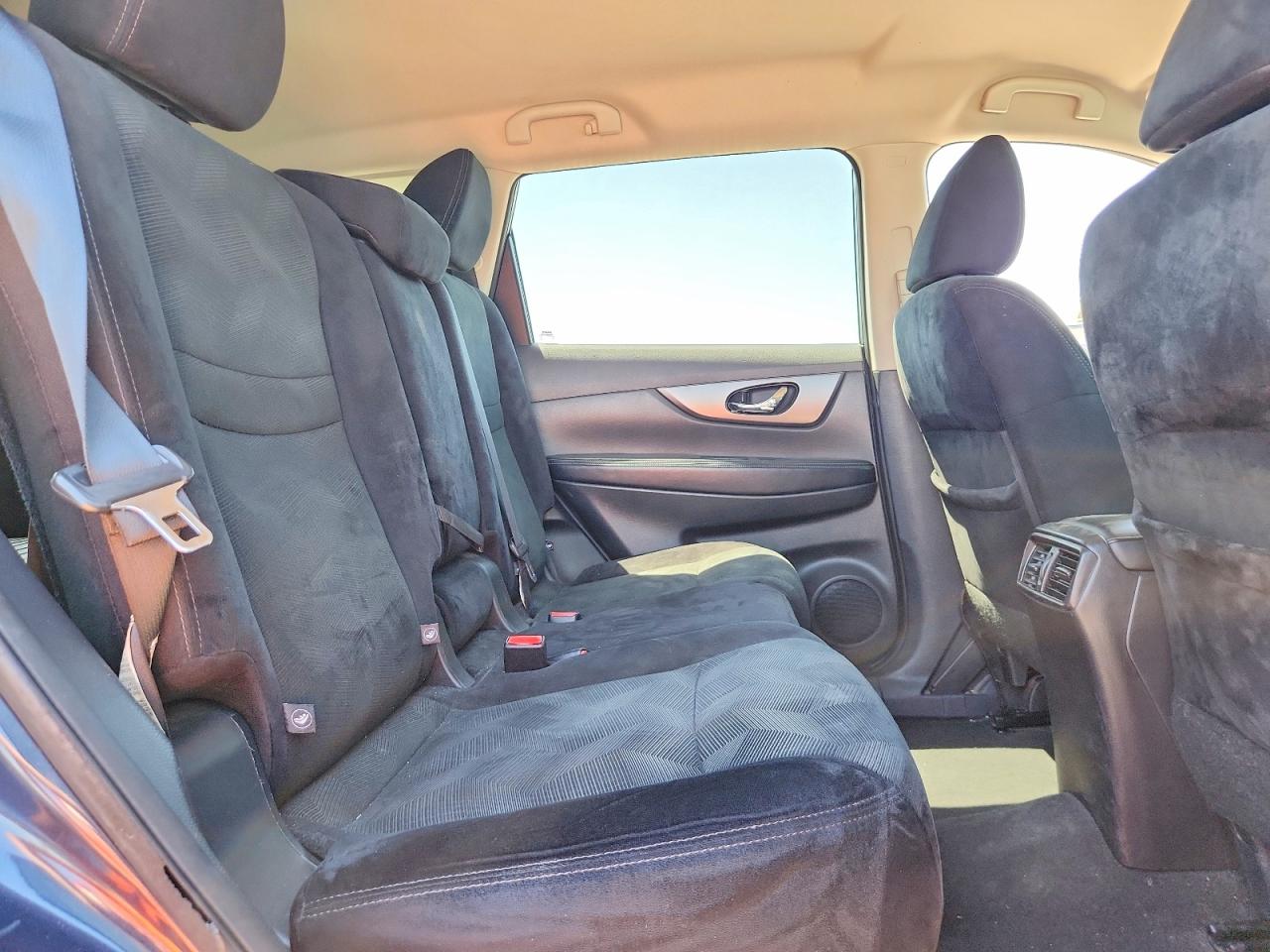 Nissan Rogue Sv
