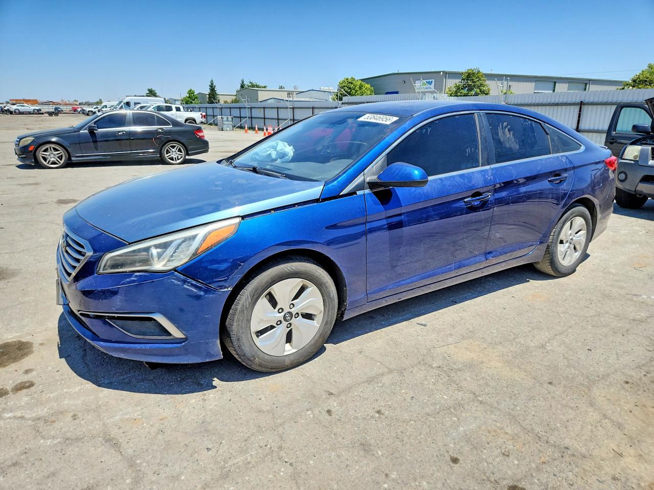 Salvage Hyundai SONATA Image