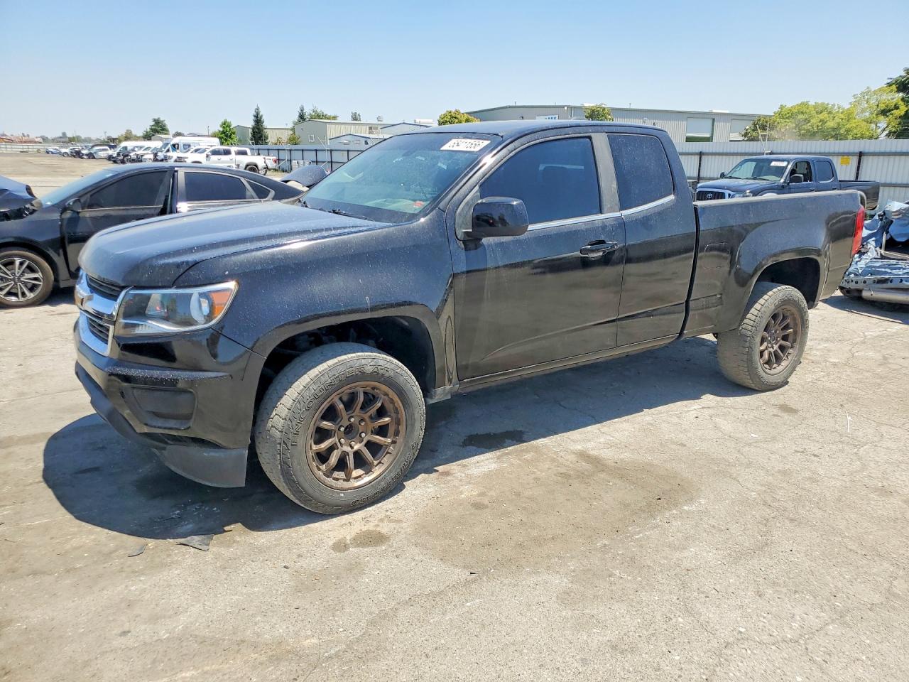 Salvage Chevrolet Colorado Image