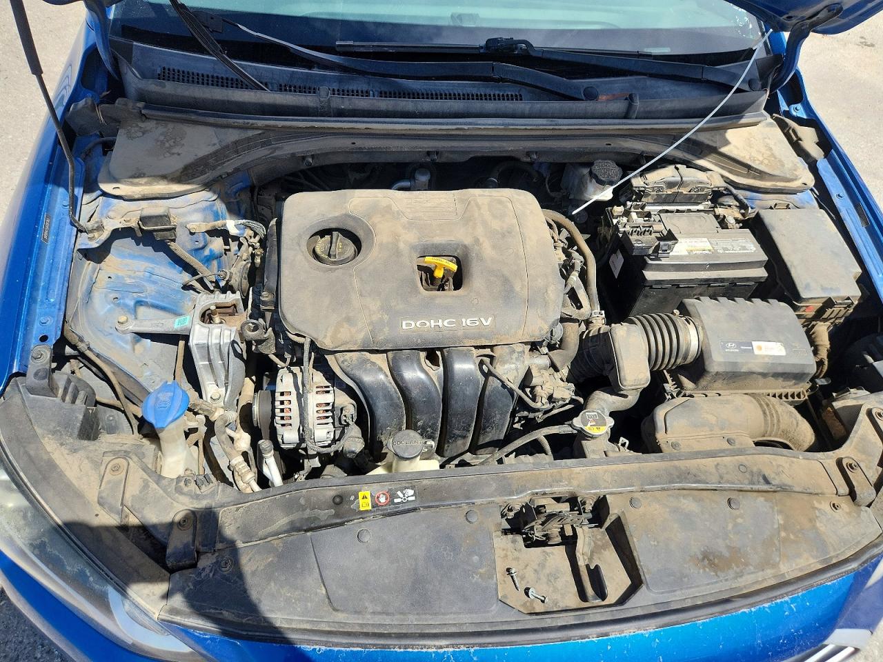 Hyundai ELANTRA Sel