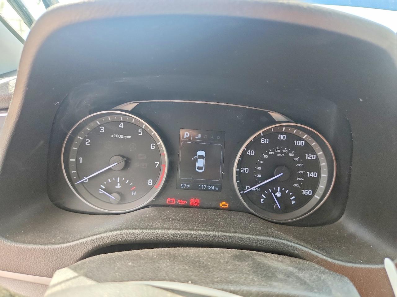 Hyundai ELANTRA Sel