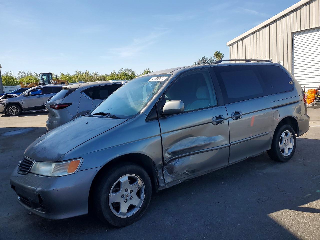 Salvage Honda Odyssey Image