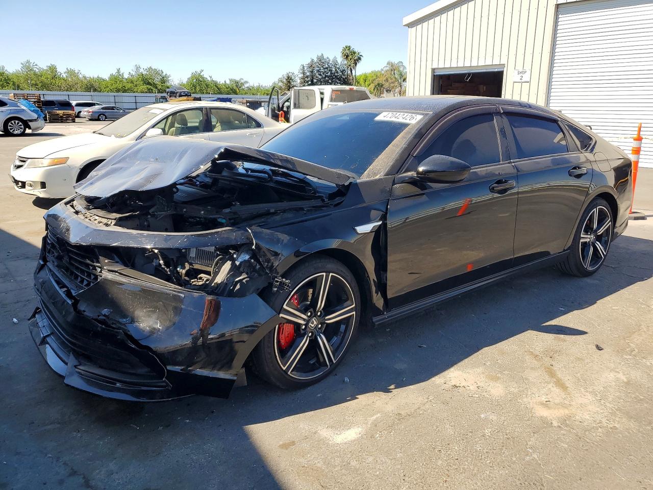 Salvage Honda Accord Image
