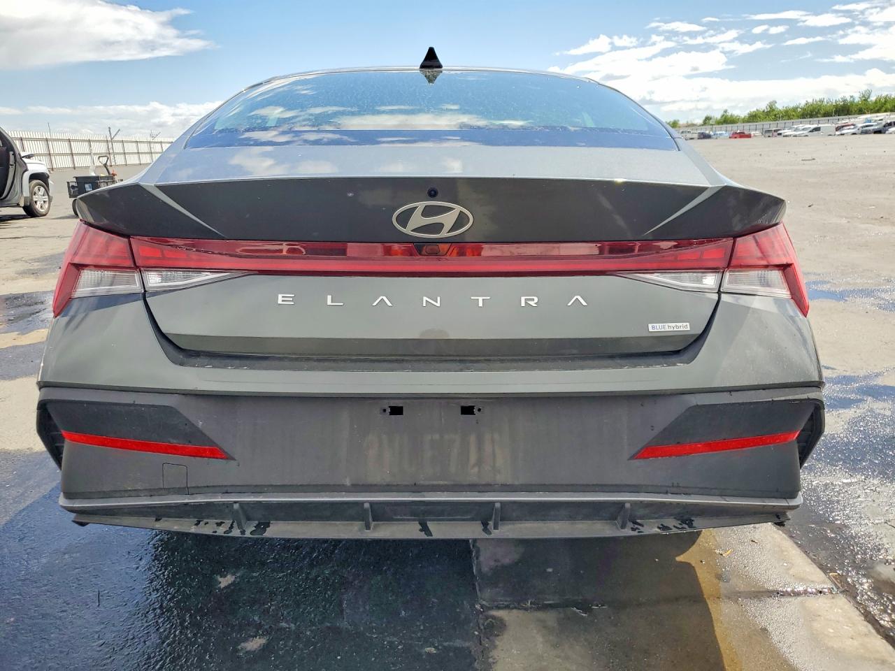 Hyundai ELANTRA Blue