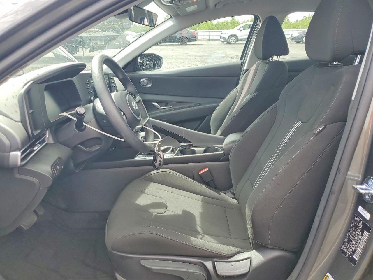Hyundai ELANTRA Blue