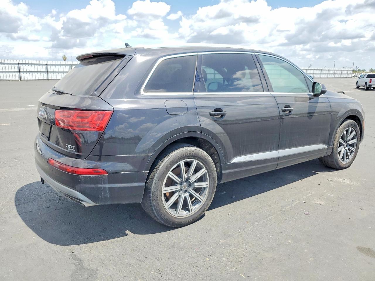 Audi Q7 Premium Plus