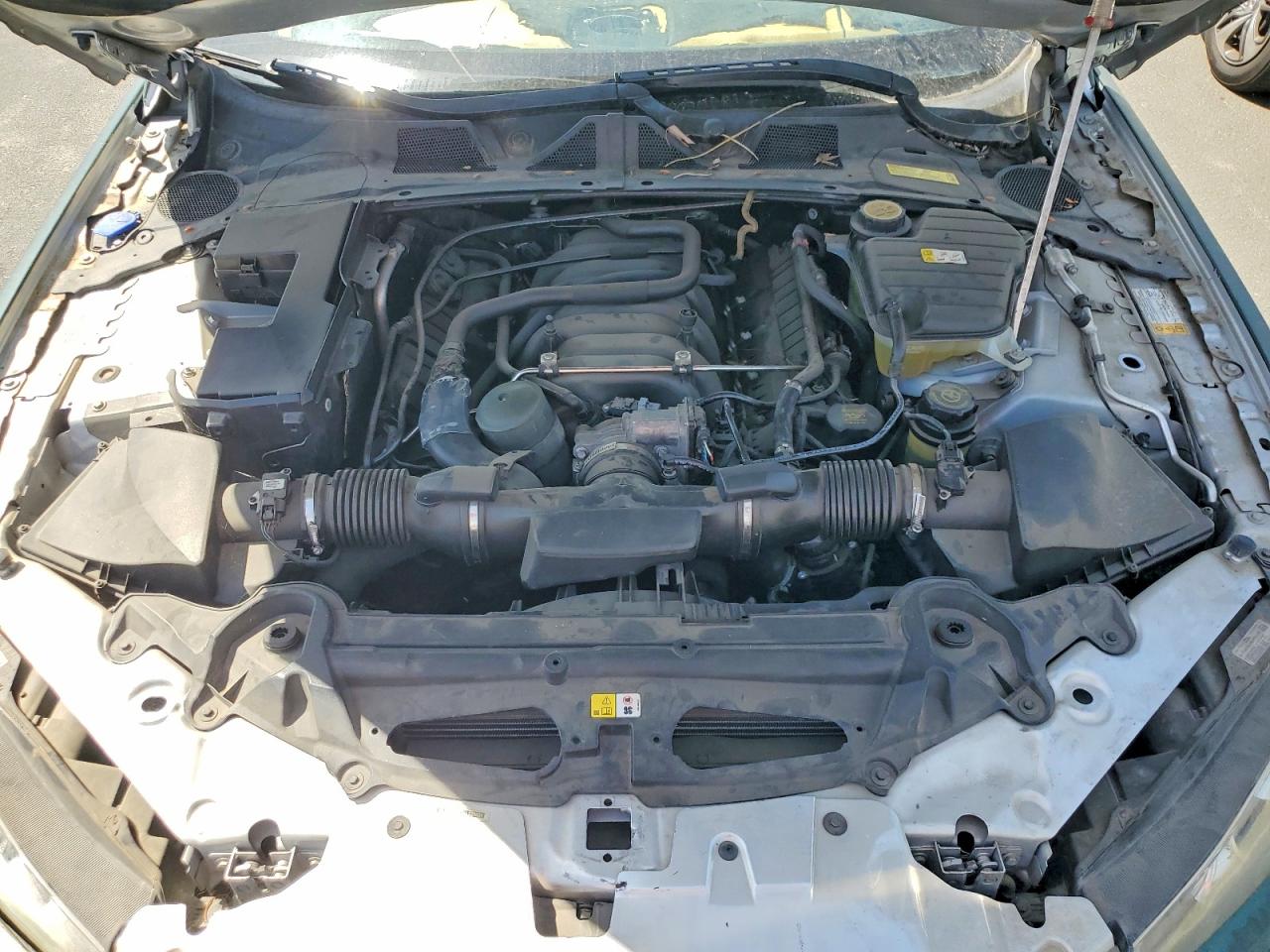 Jaguar XF Portfolio