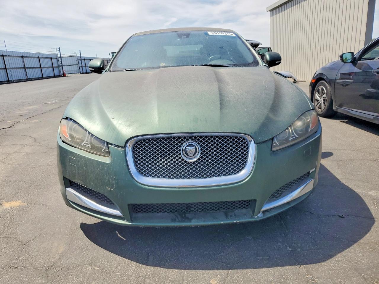 Jaguar XF Portfolio