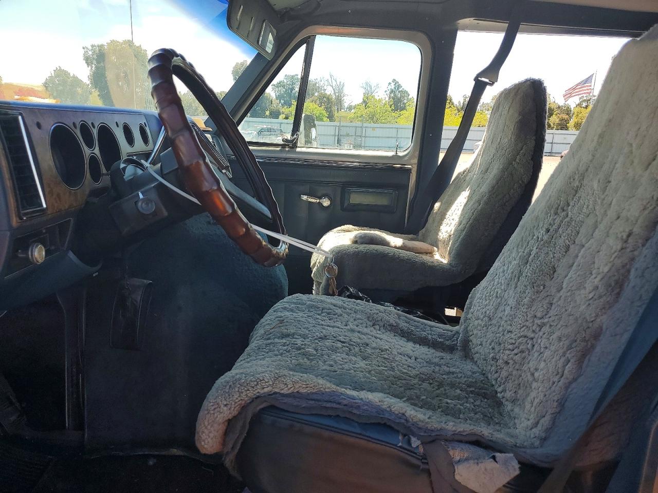 Chevrolet G20