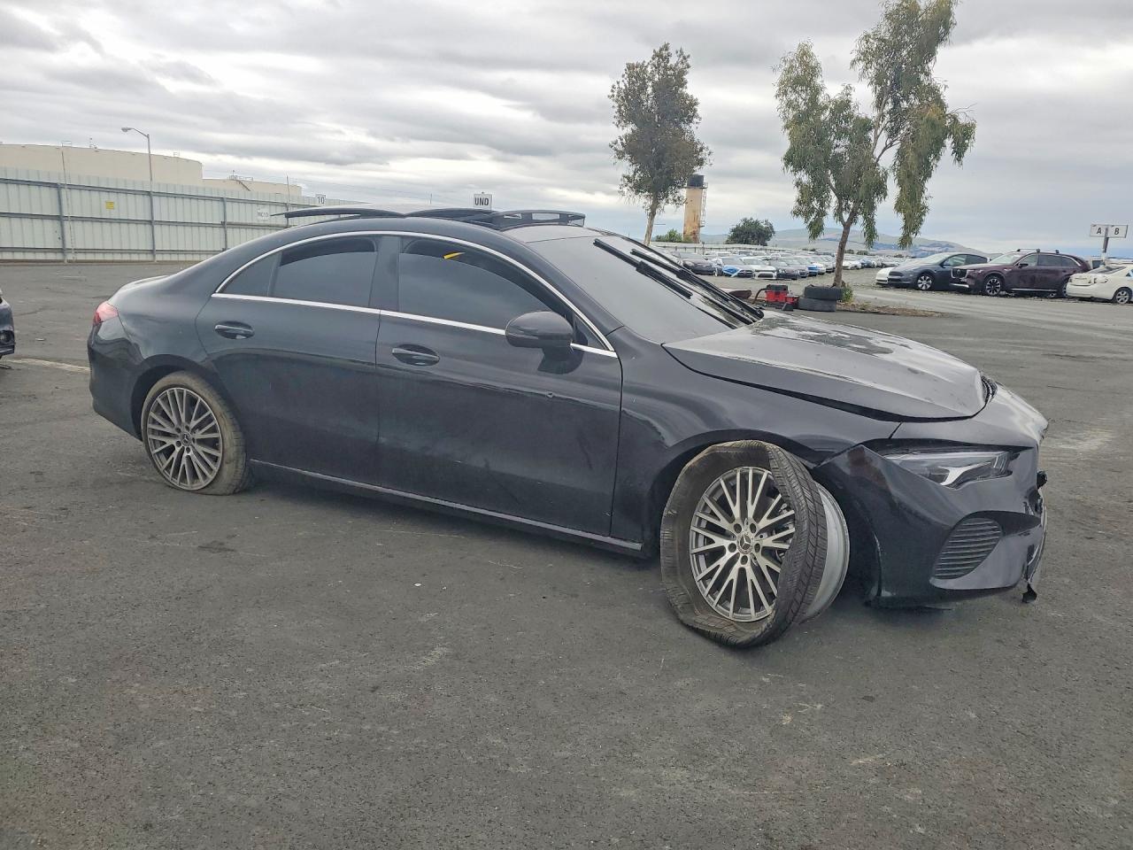 Mercedes-Benz Cla-class 250