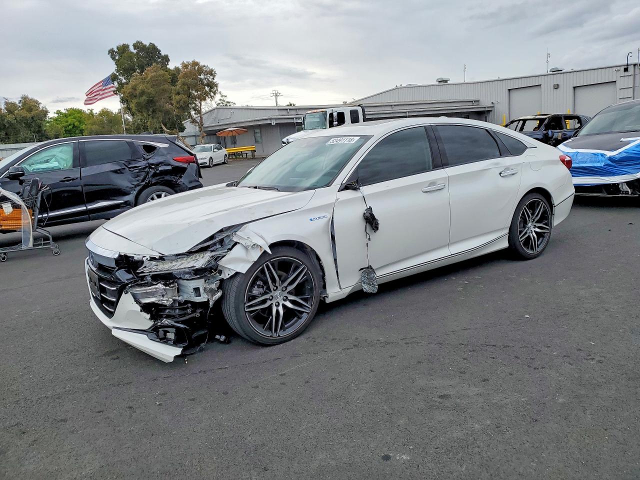 Salvage Honda Accord Image