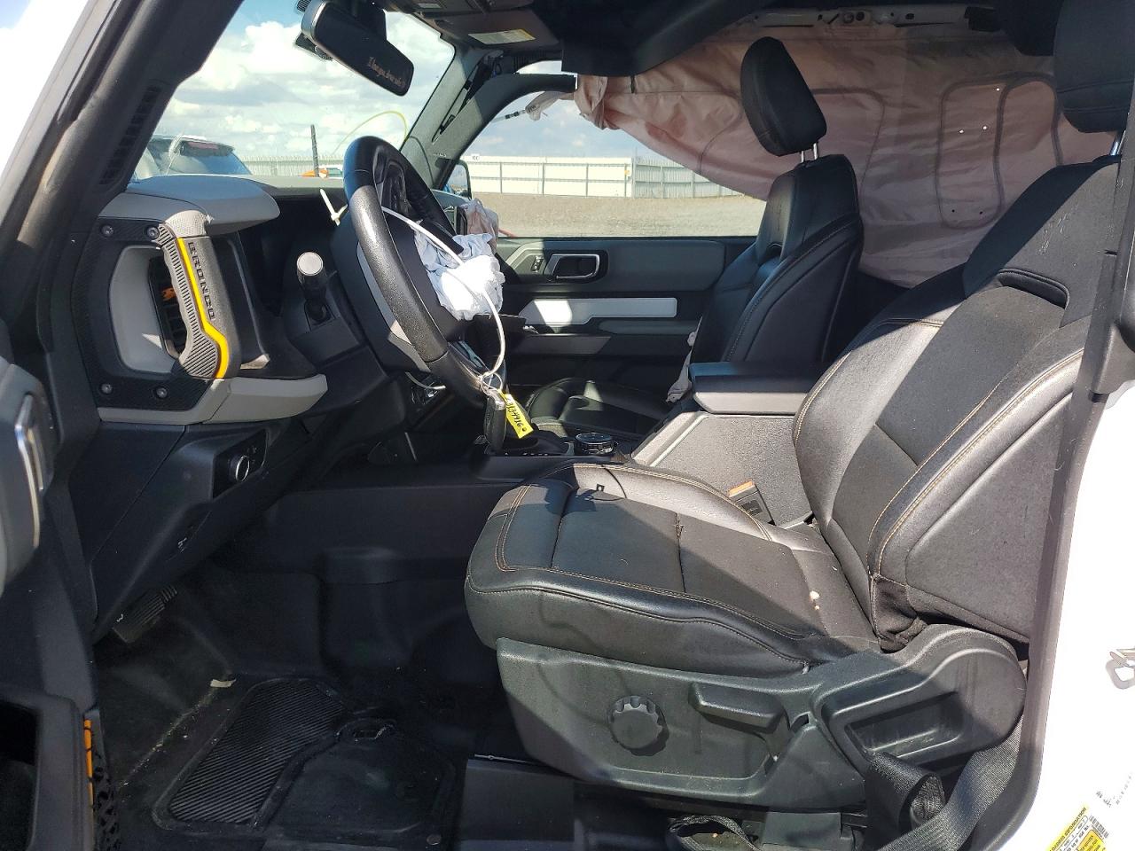 Ford Bronco Base