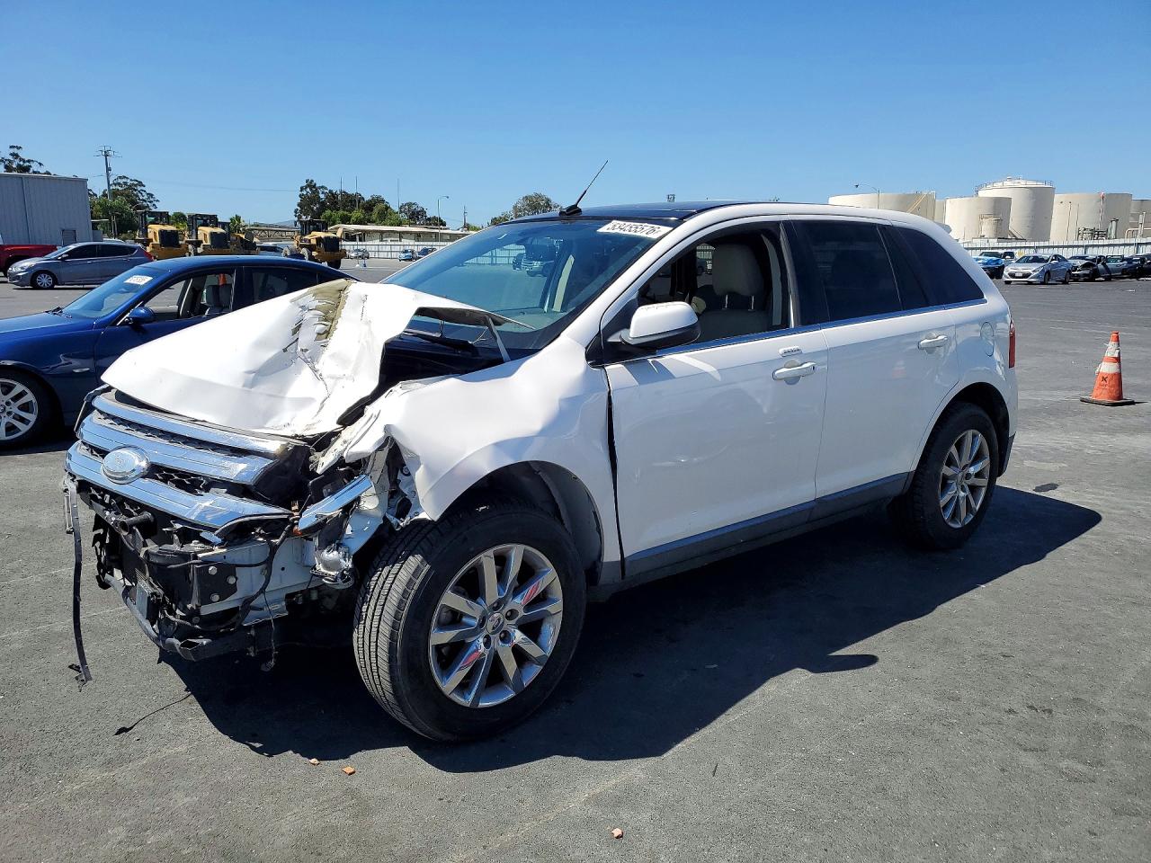 Salvage Ford Edge Image