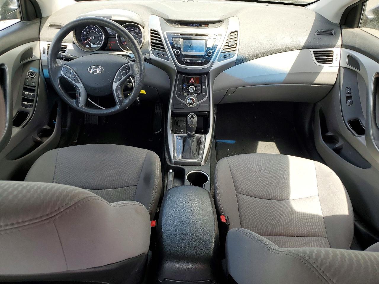 Hyundai ELANTRA Se