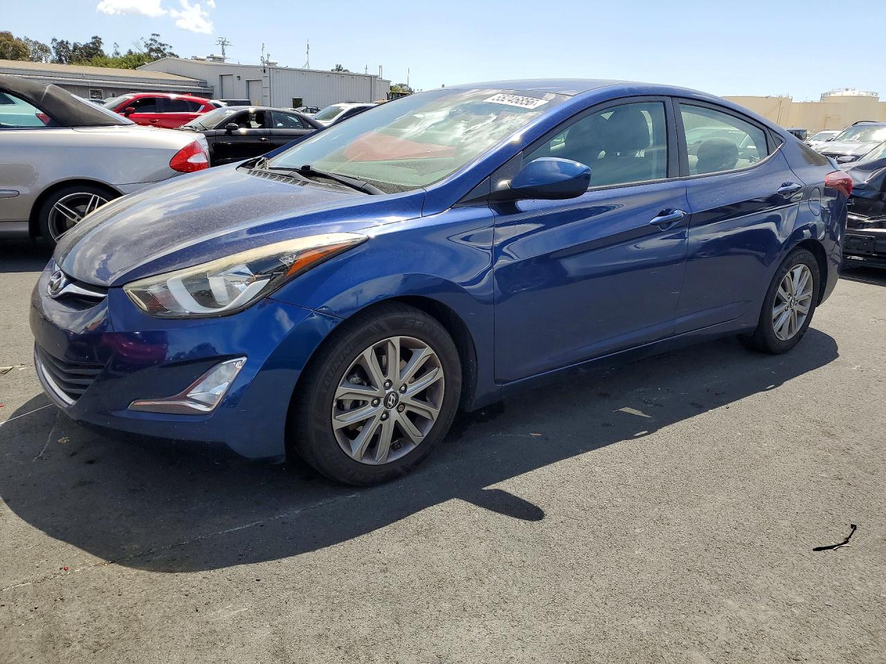 Salvage Hyundai ELANTRA Image
