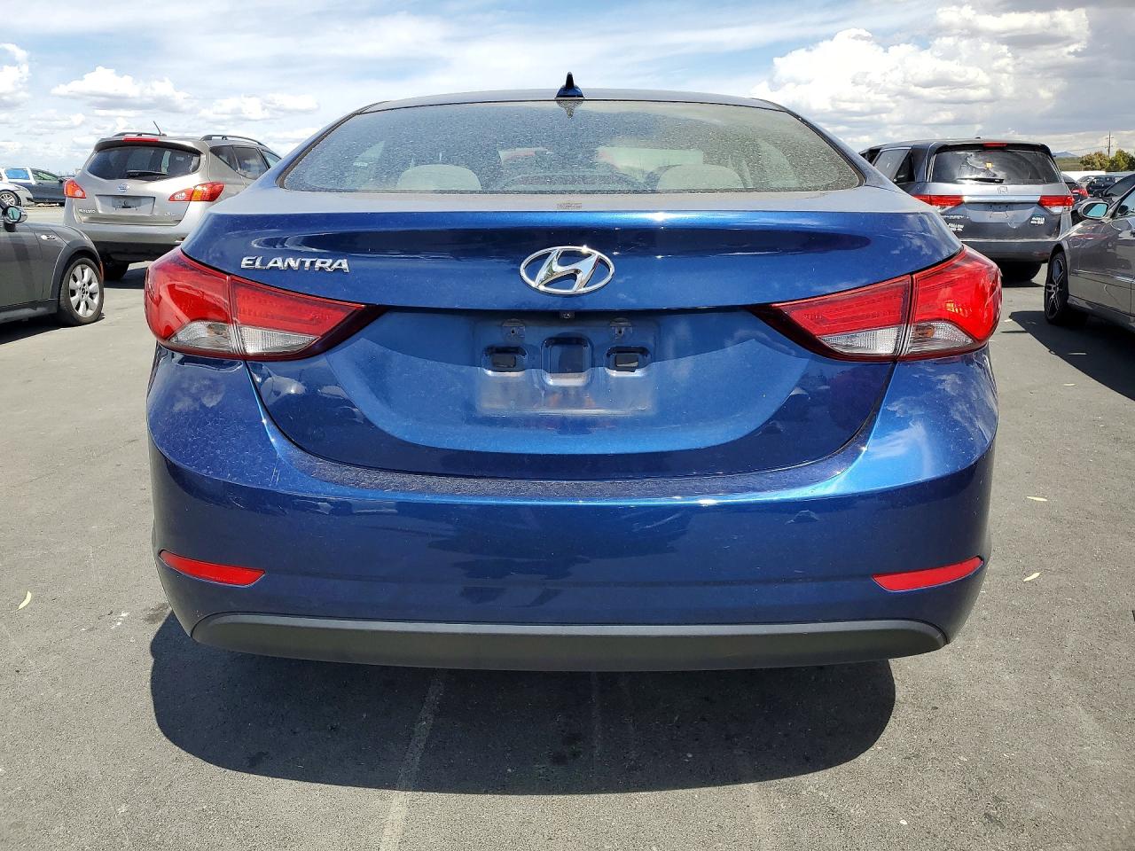 Hyundai ELANTRA Se