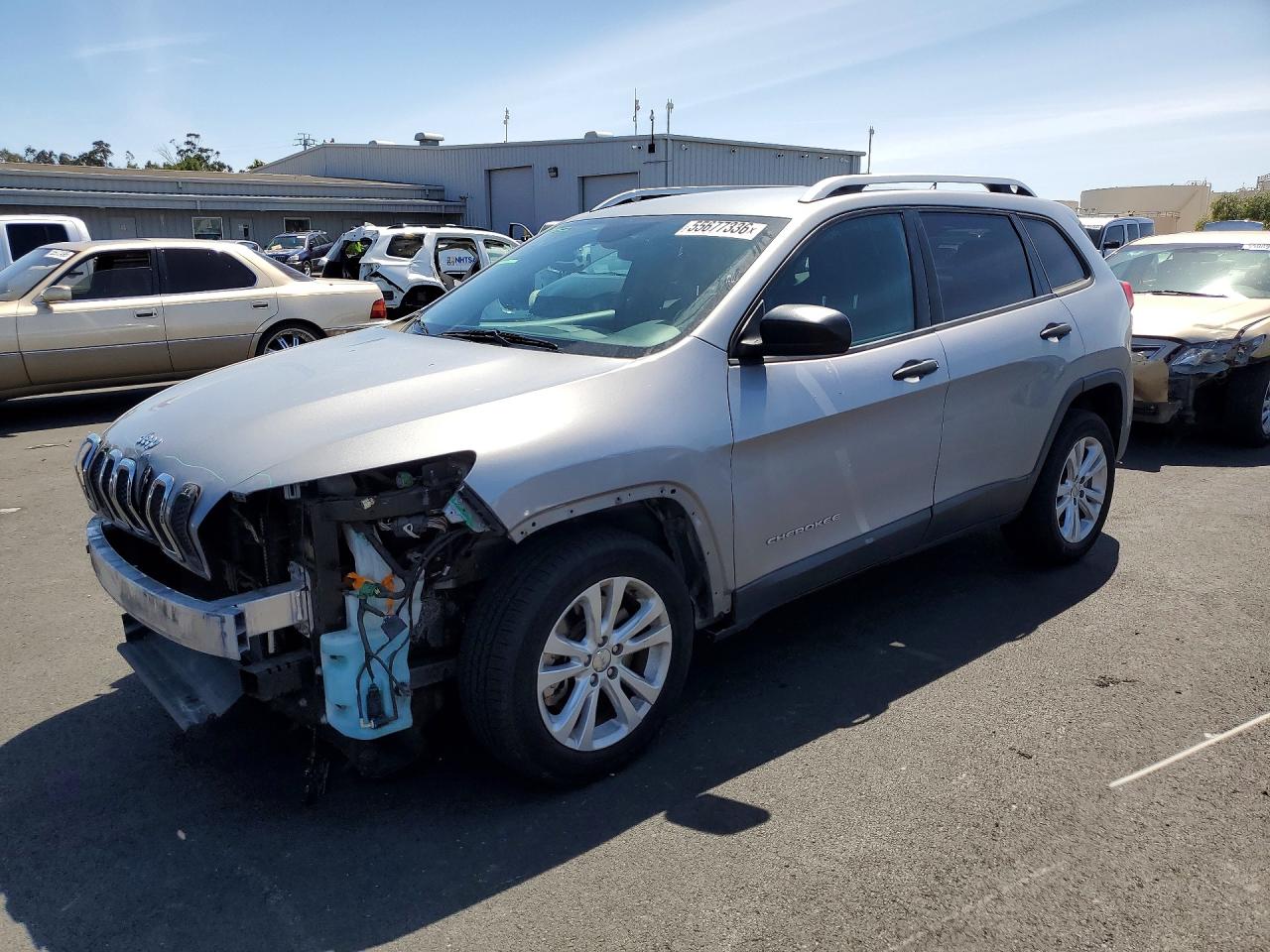 Salvage Jeep Cherokee Image