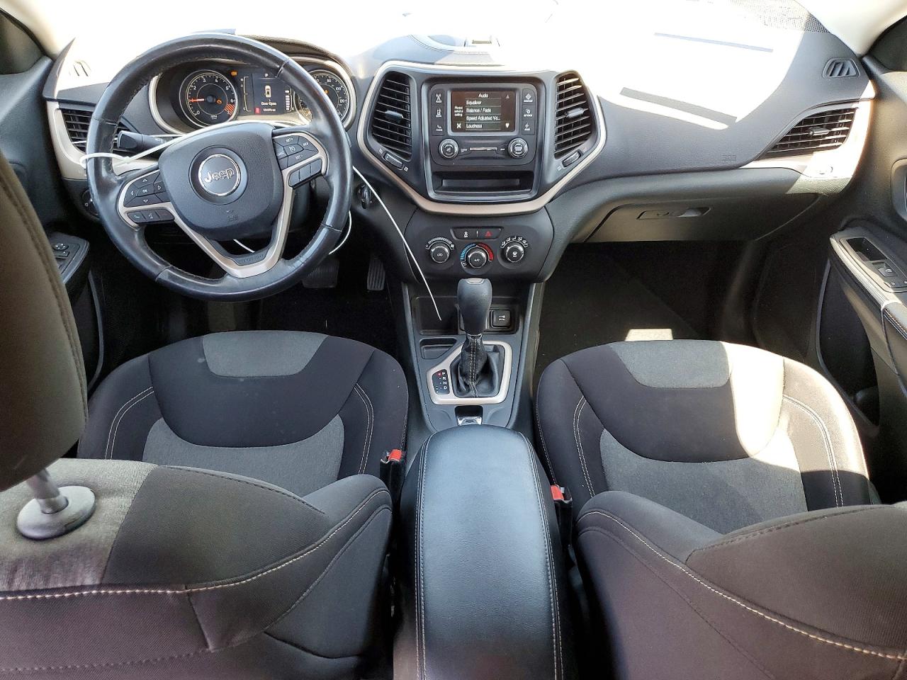Jeep Cherokee Sport