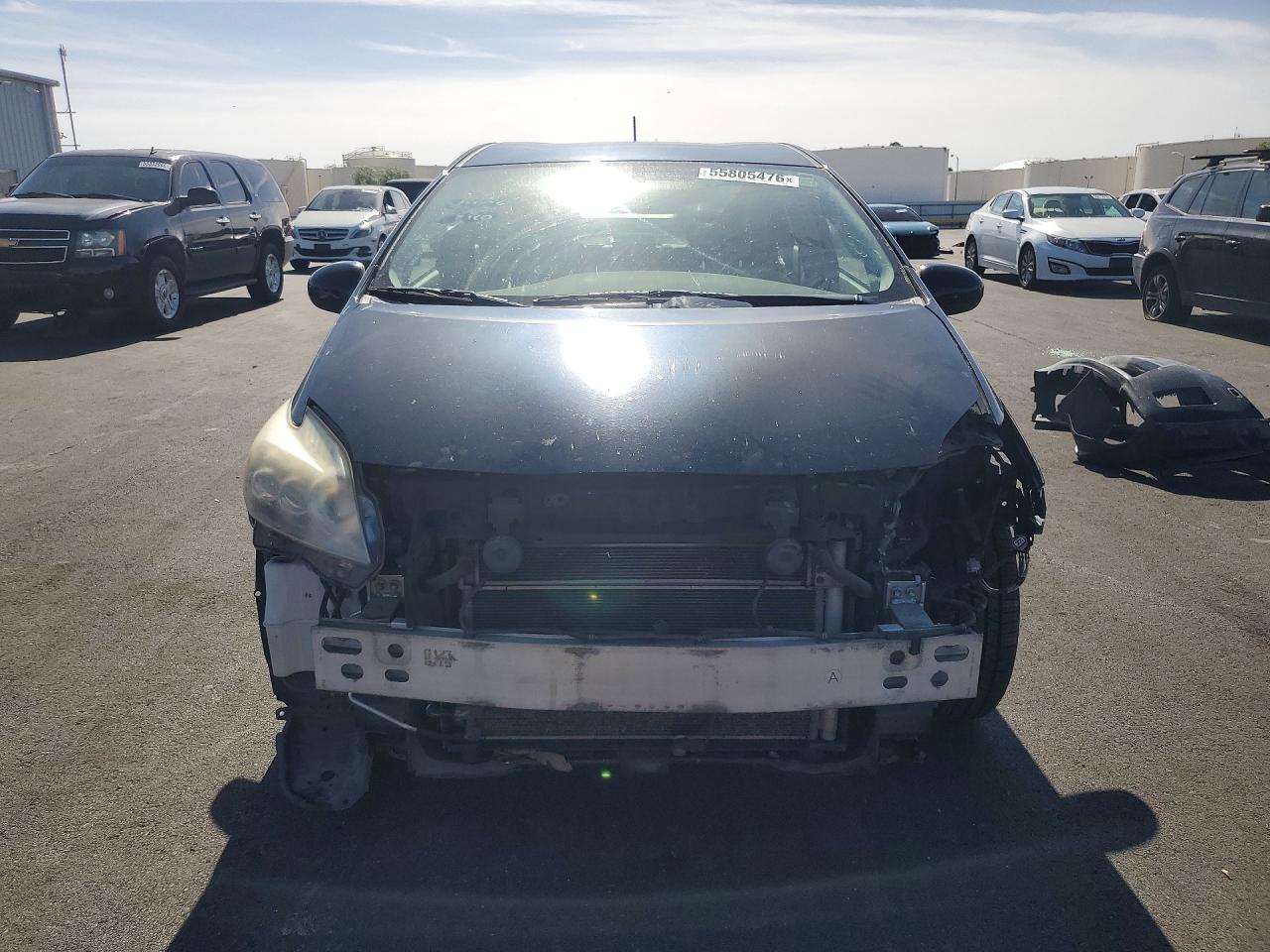 Toyota Prius V