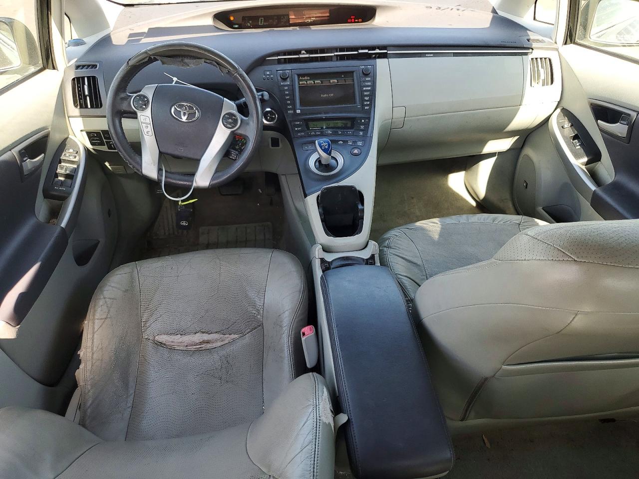 Toyota Prius V