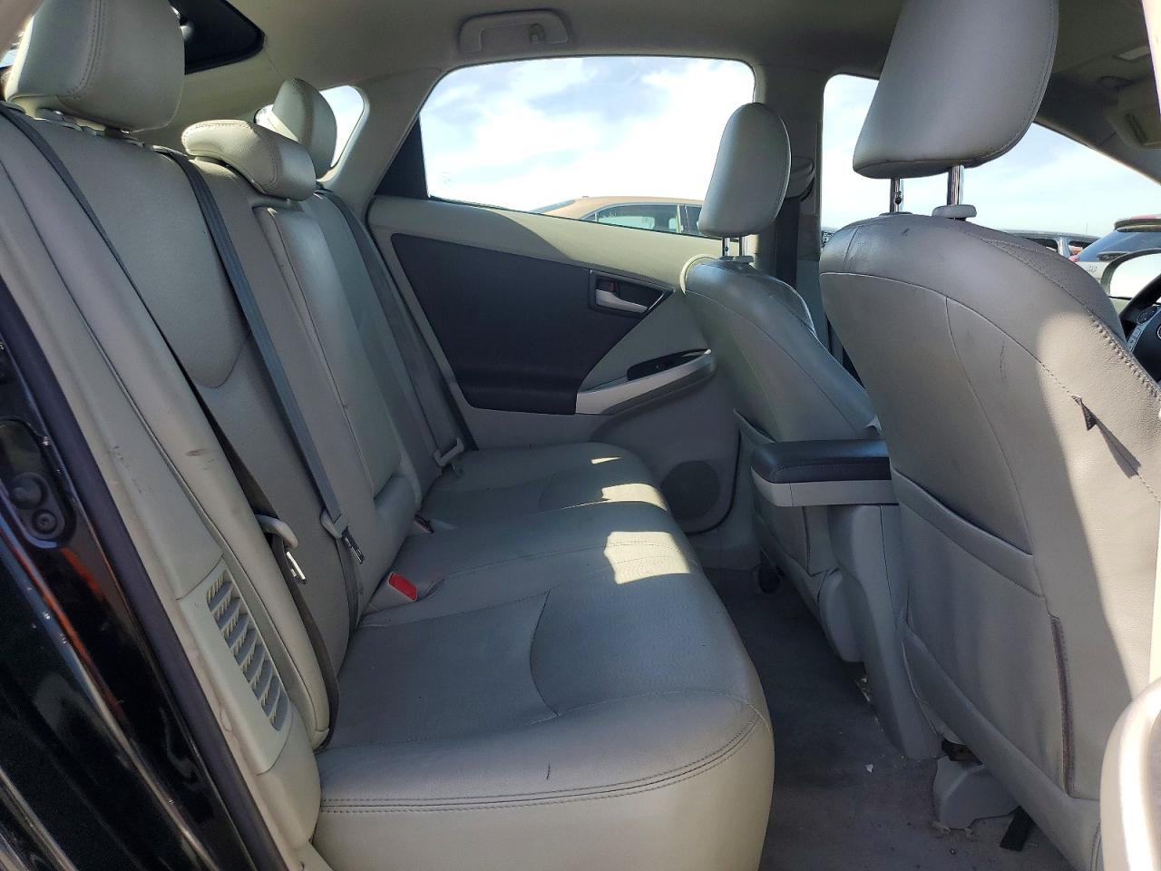 Toyota Prius V