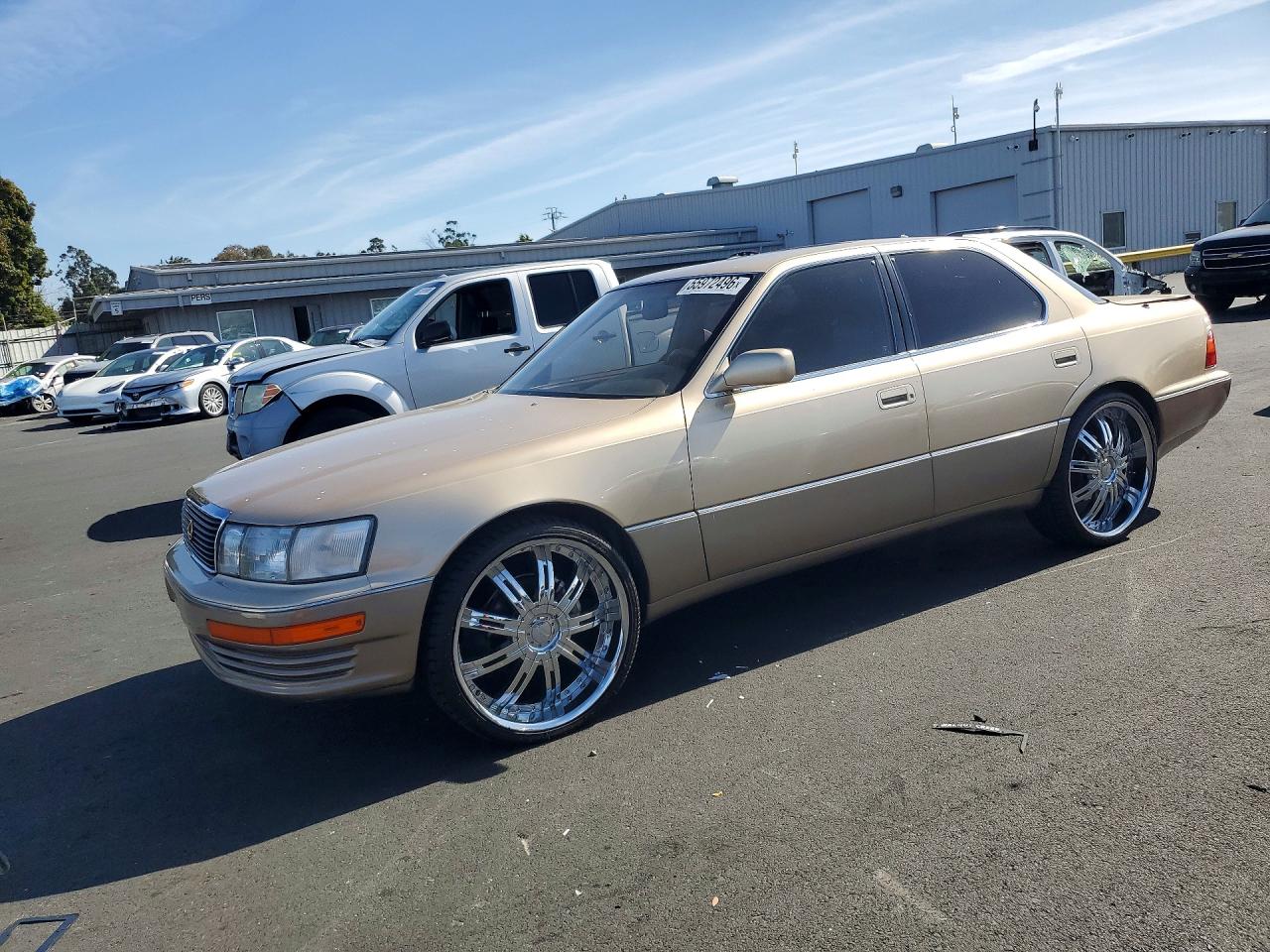 Salvage Lexus LS Image