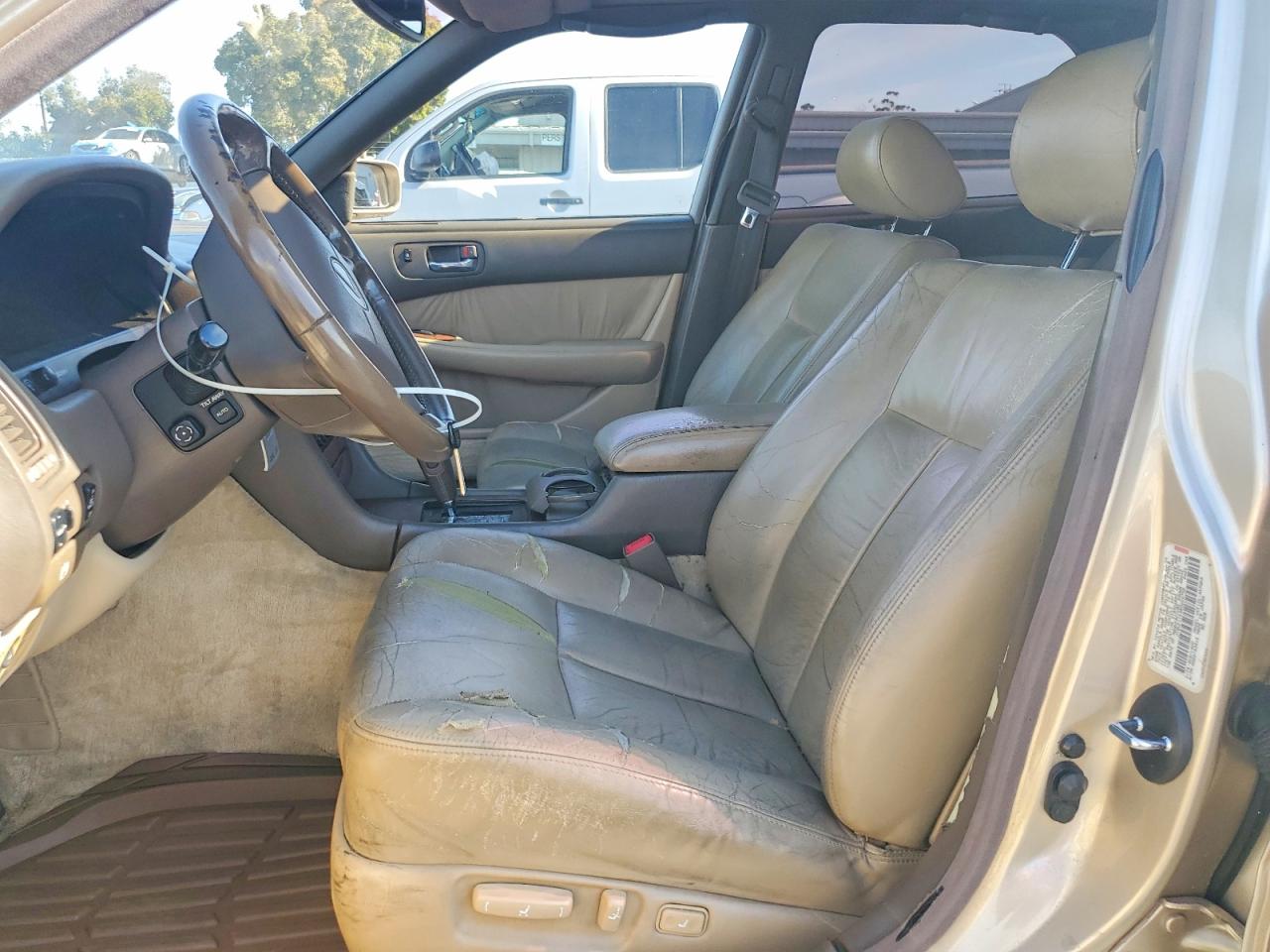 Lexus LS 400