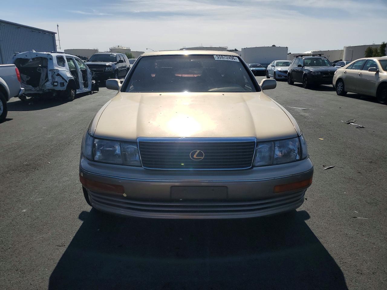 Lexus LS 400
