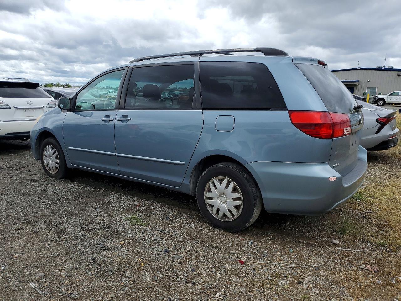 Toyota Sienna Le 8 Passenger