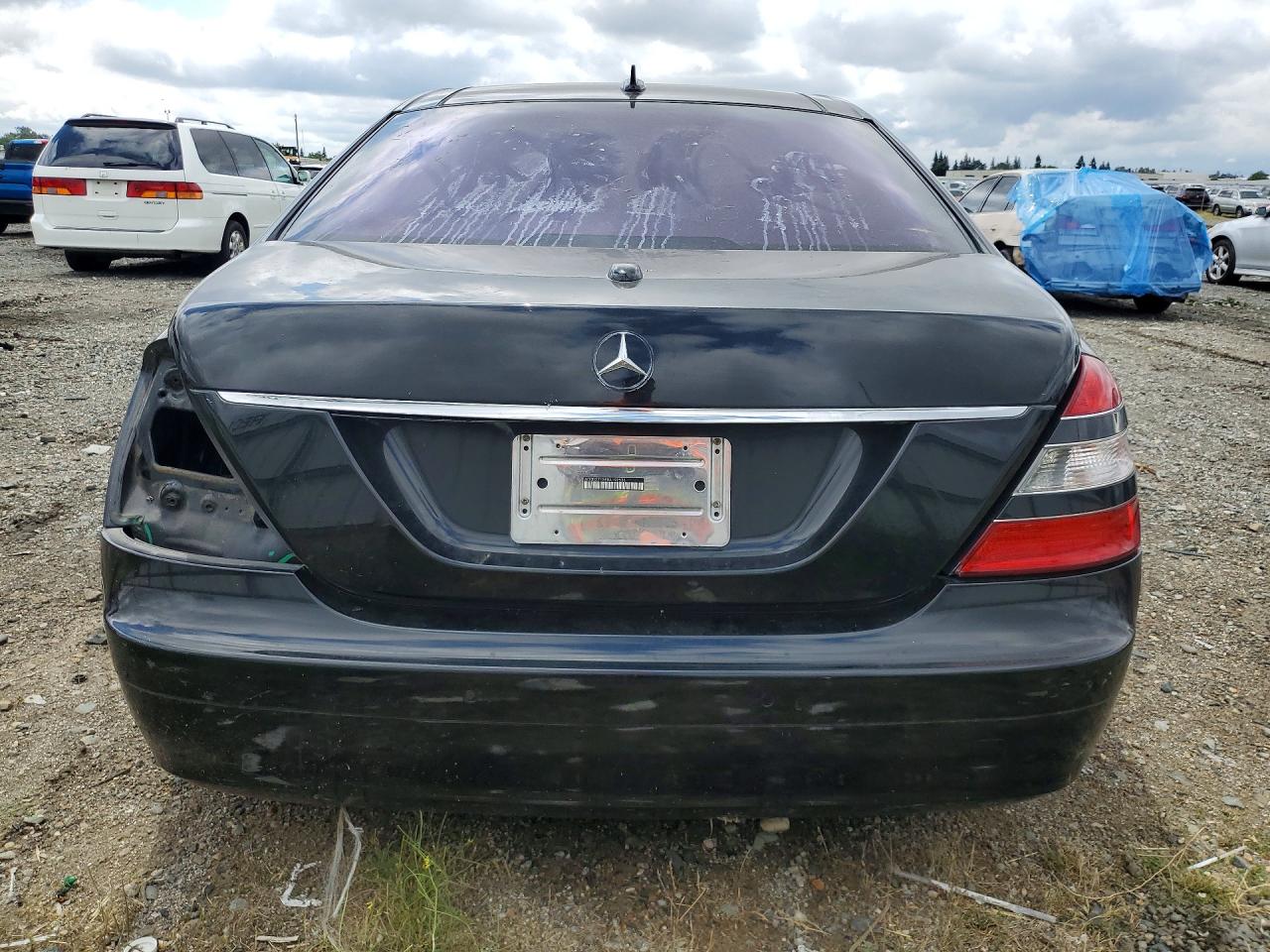 Mercedes-Benz S-Class 550