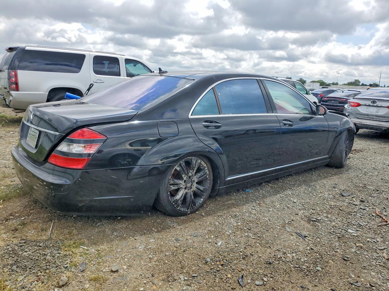 Mercedes-Benz S-Class 550