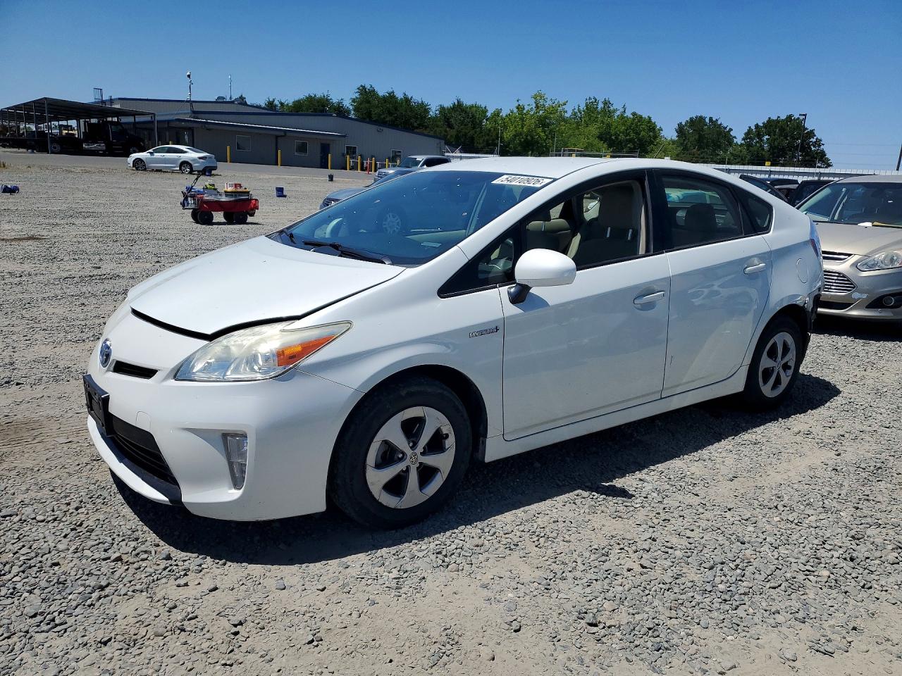 Salvage Toyota Prius Image