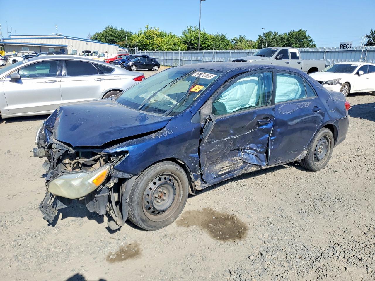 Salvage Toyota Corolla Image