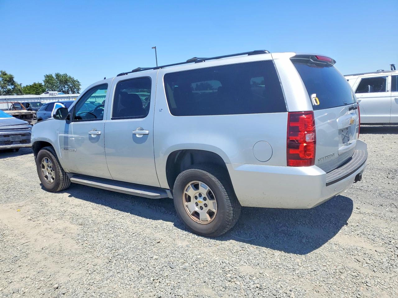 Chevrolet Suburban C1500 Lt