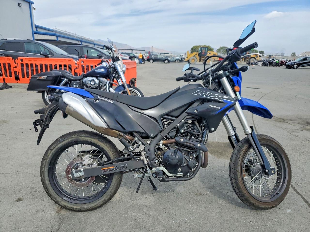 Salvage Kawasaki Klx230 Image