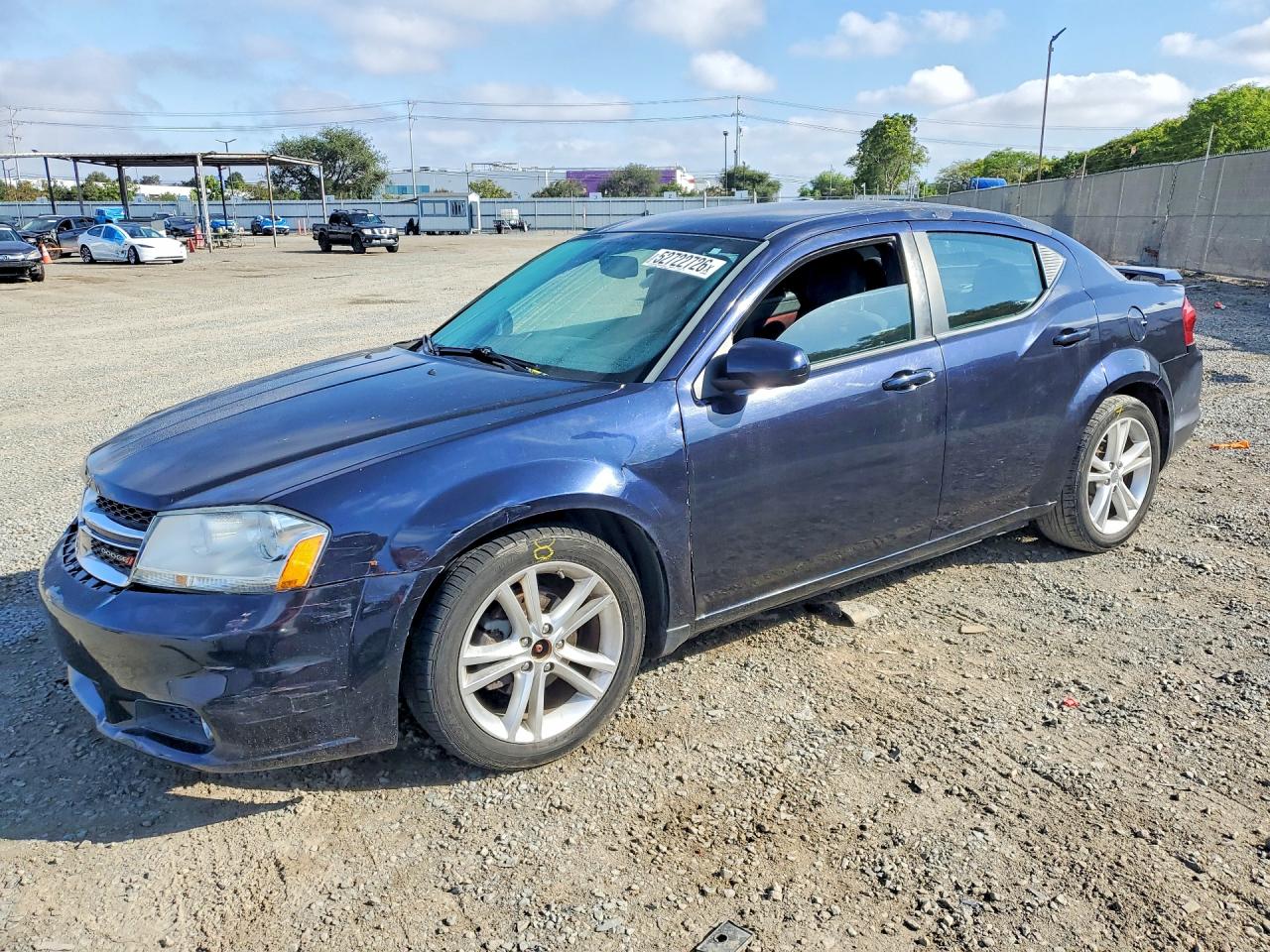 Salvage Dodge Avenger Image