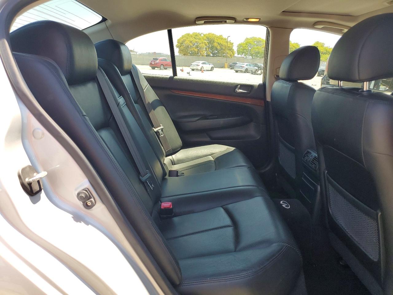 INFINITI G35 Base Base