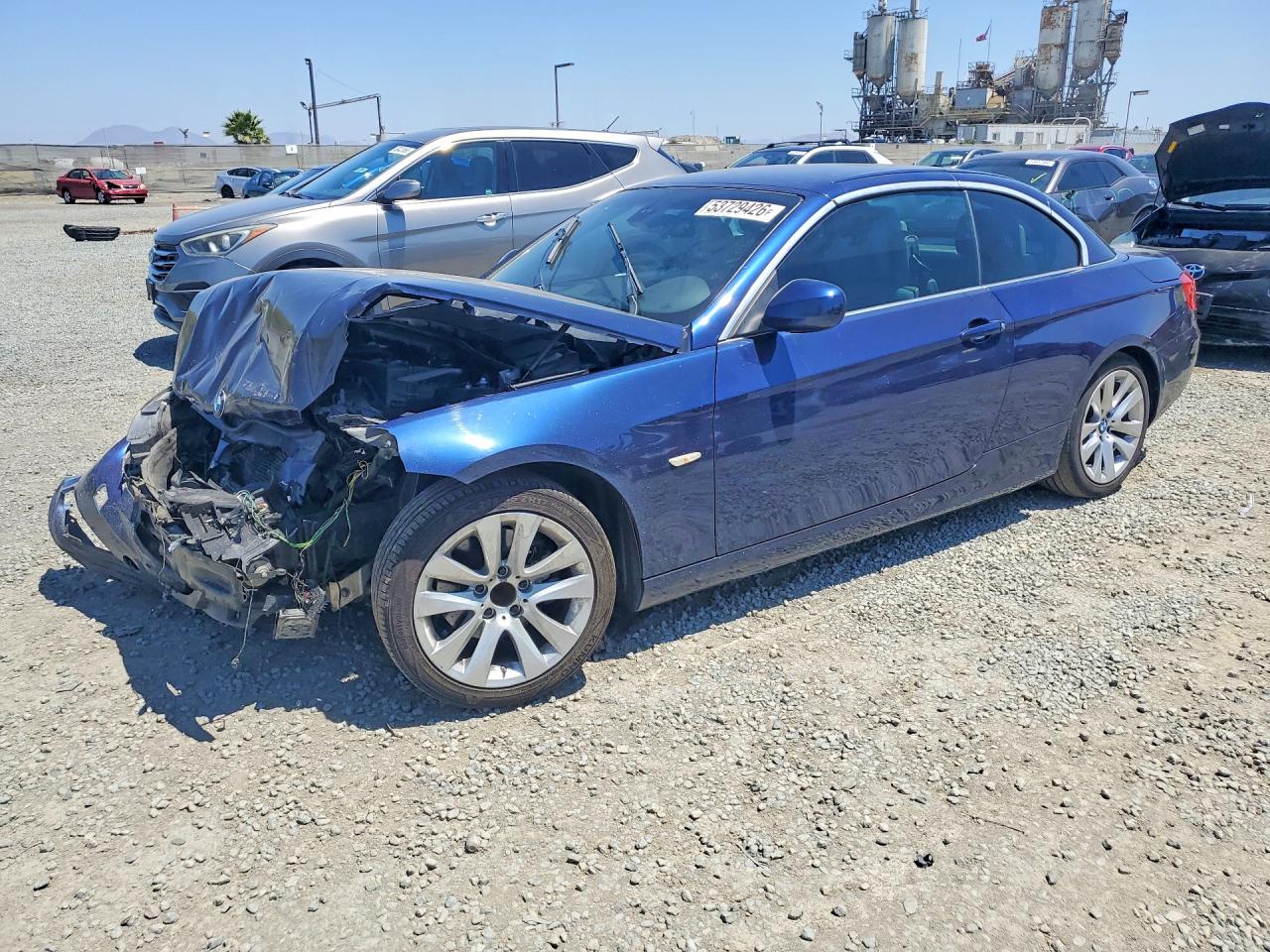 Salvage BMW 3 Series Image