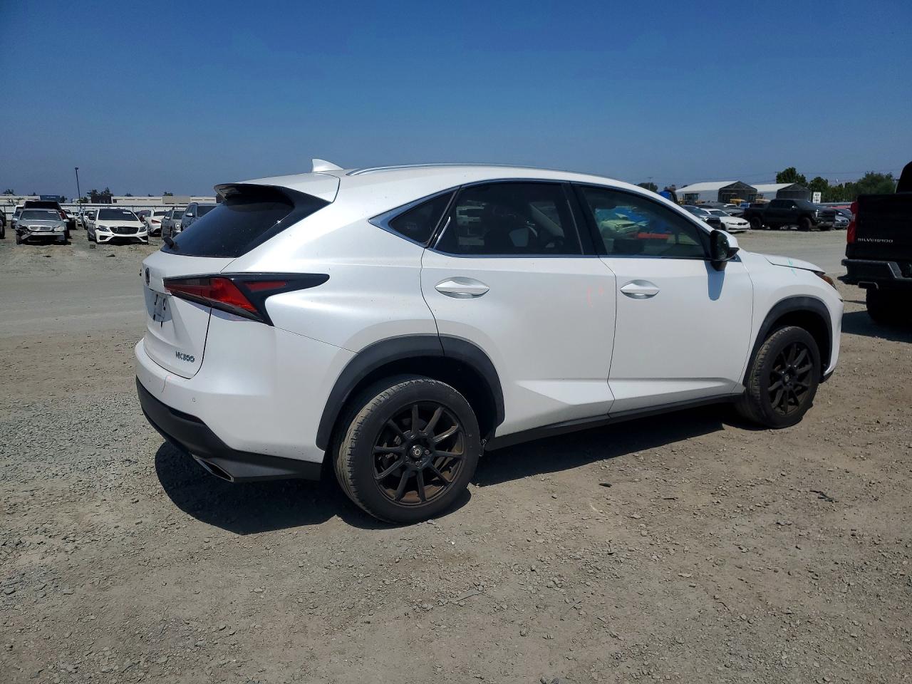 Lexus NX Base