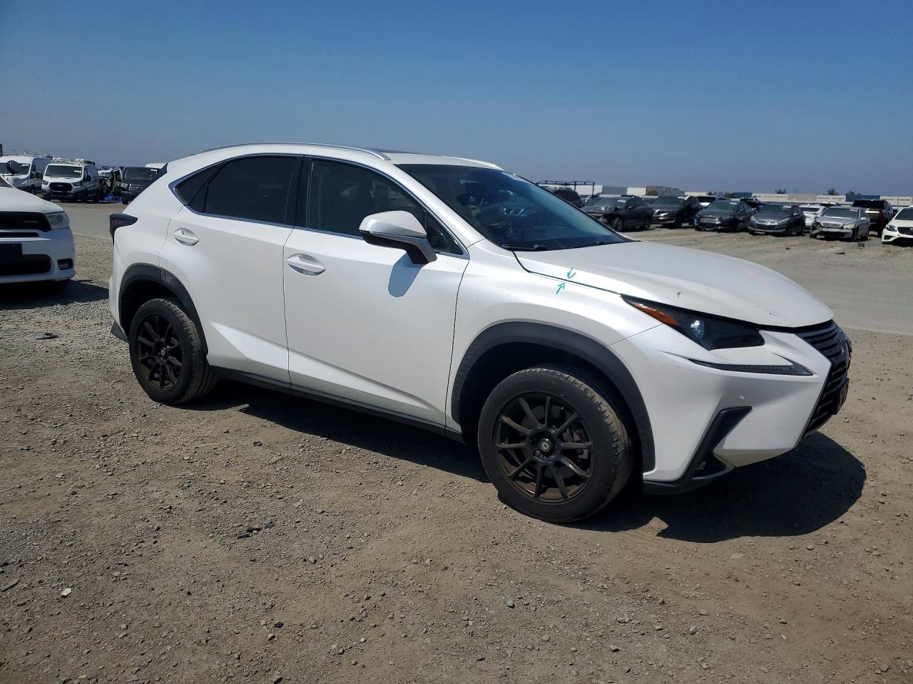 Lexus NX Base