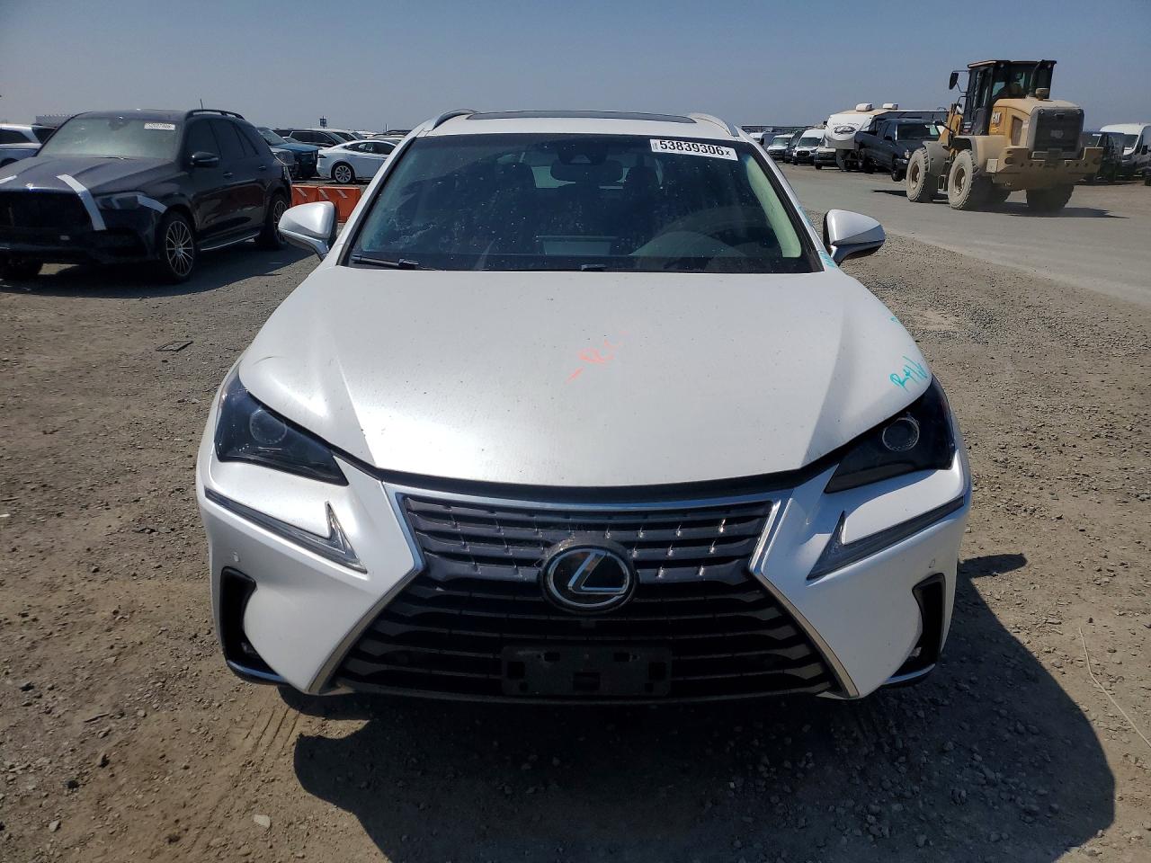 Lexus NX Base