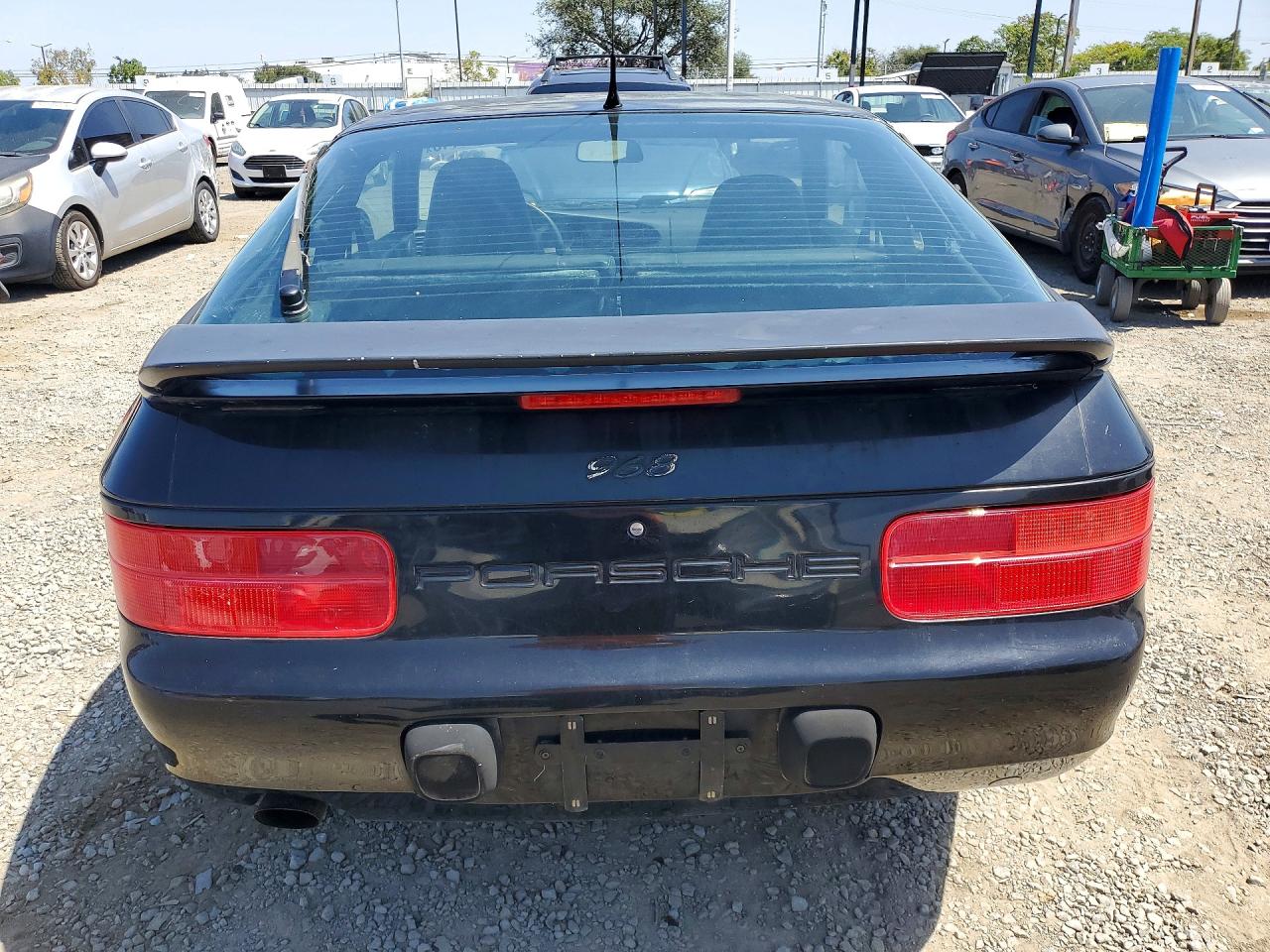 Porsche 968