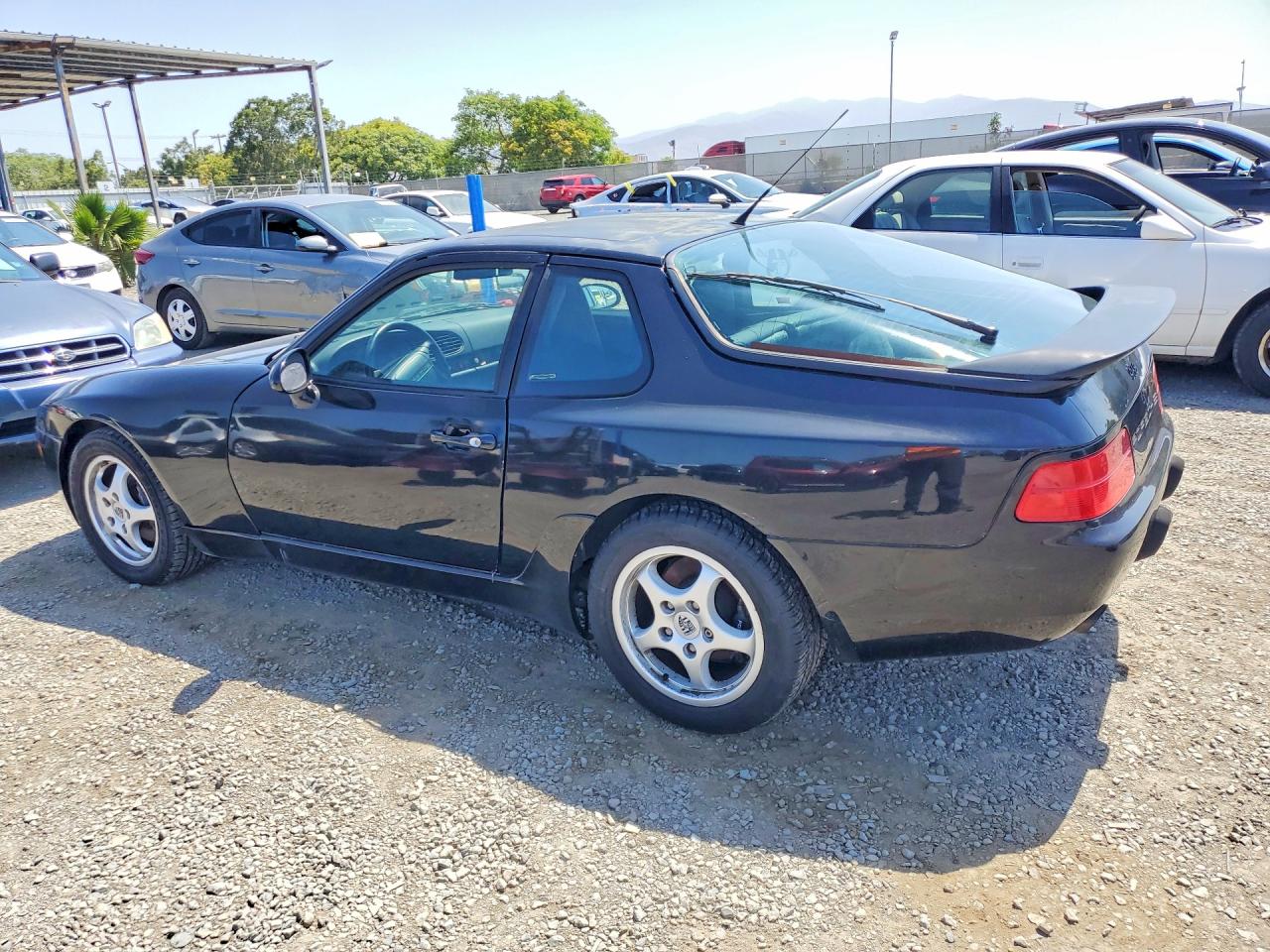 Porsche 968