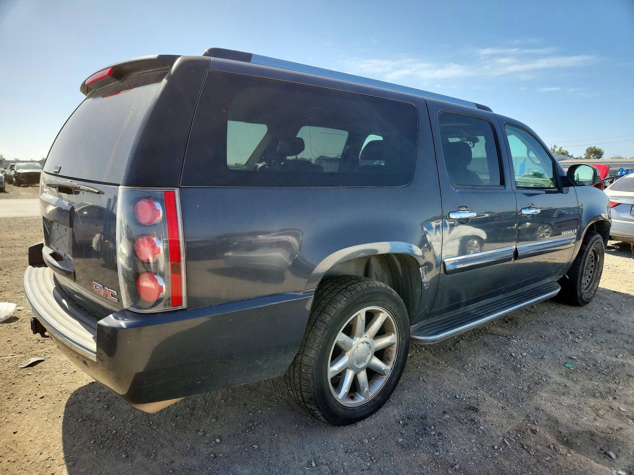 GMC Yukon Denali