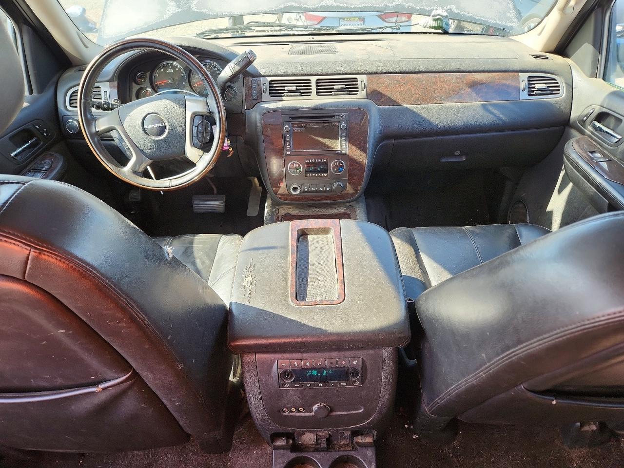 GMC Yukon Denali